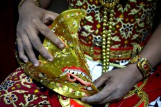 Equipment and accessories of wayang orang actors .JP/ Wienda Parwitasari