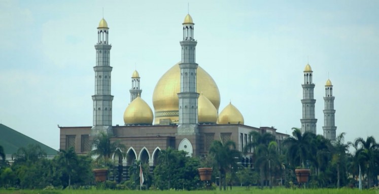 Mosques of Southeast Asia: Dian Al-Mahri 