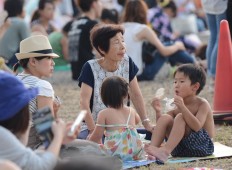 Held every summer, Hanabi Taikai are a good opportunity to strengthen family ties. JP/Tarko Sudiarno

