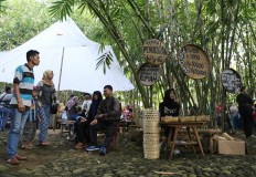 Papringan Market in Caruban village, Temanggung, Central Java is rich with a village atmosphere. JP/Ganug Nugroho Adi