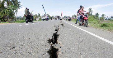 6.4-magnitude earthquake hits Aceh