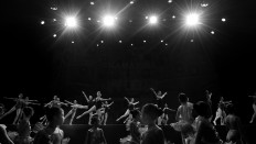 Children rehearse a dance together. JP/Wienda Parwitasari