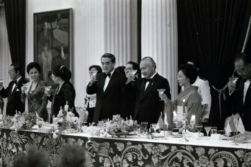Japanese prime minister’s visit to Indonesia in 1983  