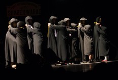 Teater Gandrik performs Hakim Sarmin at Taman Budaya, Yogyakarta on March 29. The theater troop will stage the play at Taman Ismail Marzuki, Central Jakarta, on April 5-6 April. JP/Tarko Sudiarno