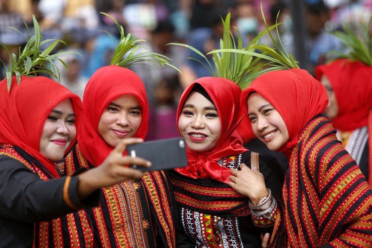 Aceh’s Saman dance breaks MURI record