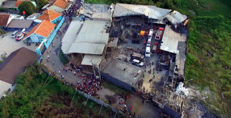 Tangerang fireworks  factory explodes, killing 47