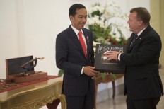 Commentary: All things being equal, music always seals the deal