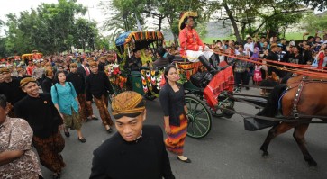 Jokowi’s family grateful for successful wedding party