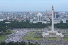 Commuter line tightens up security amid anti-Ahok rally reunion