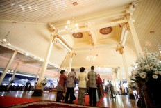The governor and deputy governor of Yogyakarta and their respective spouses greet the people who have come to meet them. JP/Boy T. Harjanto