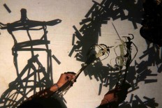 The visual arts are needed to enliven the wayang suket storyline. JP/Maksum Nur Fauzan