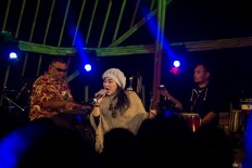  Remember: Surabaya All Stars pay tribute to the late Bubi Chen, a legendary Indonesian jazz musician. JP/Tarko Sudiarno