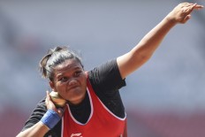 Ready to launch: Indonesian shot-putter Suparniyati wins gold in the 2018 Asian Para Games&rsquo; shot-put competition at the Gelora Bung Karno sports complex in Senayan, Central Jakarta. INAPGOC/TJPimages/Agoes Rudianto