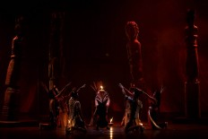 Dancers kneel during a segment of the Bawi Lamus show. JP/Wienda Parwitasari