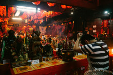Toa Pe Kong statues from different temples are being prayed to prior to the cultural parade. JP/Donny Fernando
