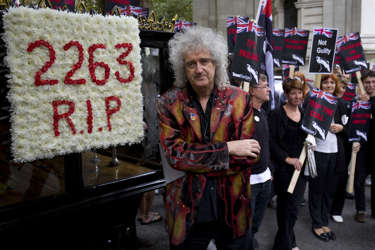 Queen guitarist Brian May releases tribute to NASA spacecraft
