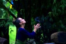 Diane Butler of the United States performs at the festival. JP/Maksum Nur Fauzan