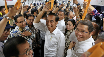 MRT to be inaugurated Sunday amid fare uncertainty