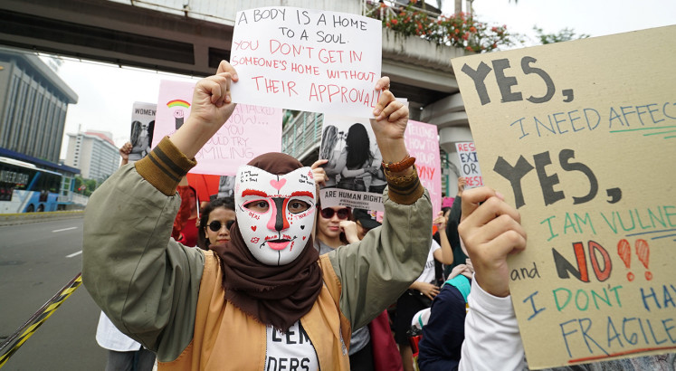 Thousands join women’s march for justice, gender equality