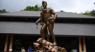 Miracle of 'Wild Boars' rescue transforms Thai cave into tourist draw