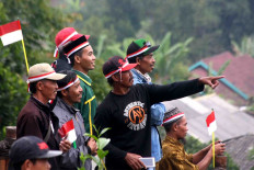Residents witness the event with enthusiasm. JP/Maksum Nur Fauzan