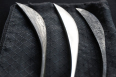 A pisau pangot (pangot knife) is used by the Sundanese society to write on palm leaves.  JP/Arya Dipa