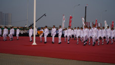 Officials line up during the Independence Day ceremony on the Jakarta Bay land reclamation project on Aug. 17. JP/ Rainier Nathaniel 