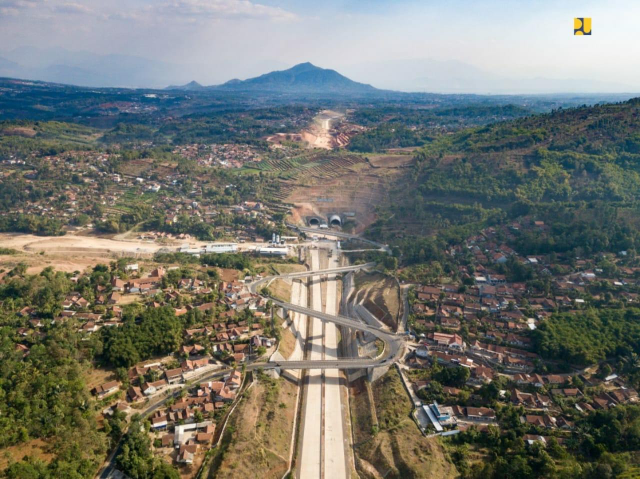 The Cisumdawu toll road