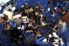 After all the waste is separated according to type, the Waste Analysis and Characterization Study and Brand Audit will decide which residues need to be discarded in the final dumpsite because they have no economic value and cannot be recycled. JP/Arya Dipa