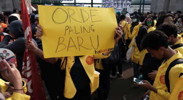 'We refuse to return to New Order': Students protest against controversial bills