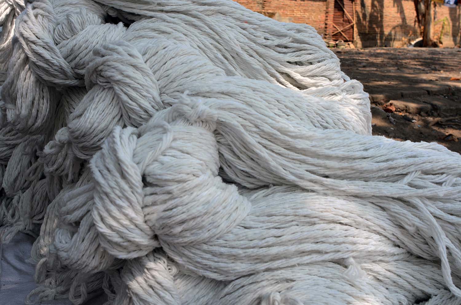 Ropes are also used as mop strings. JP/ Magnus Hendratmo