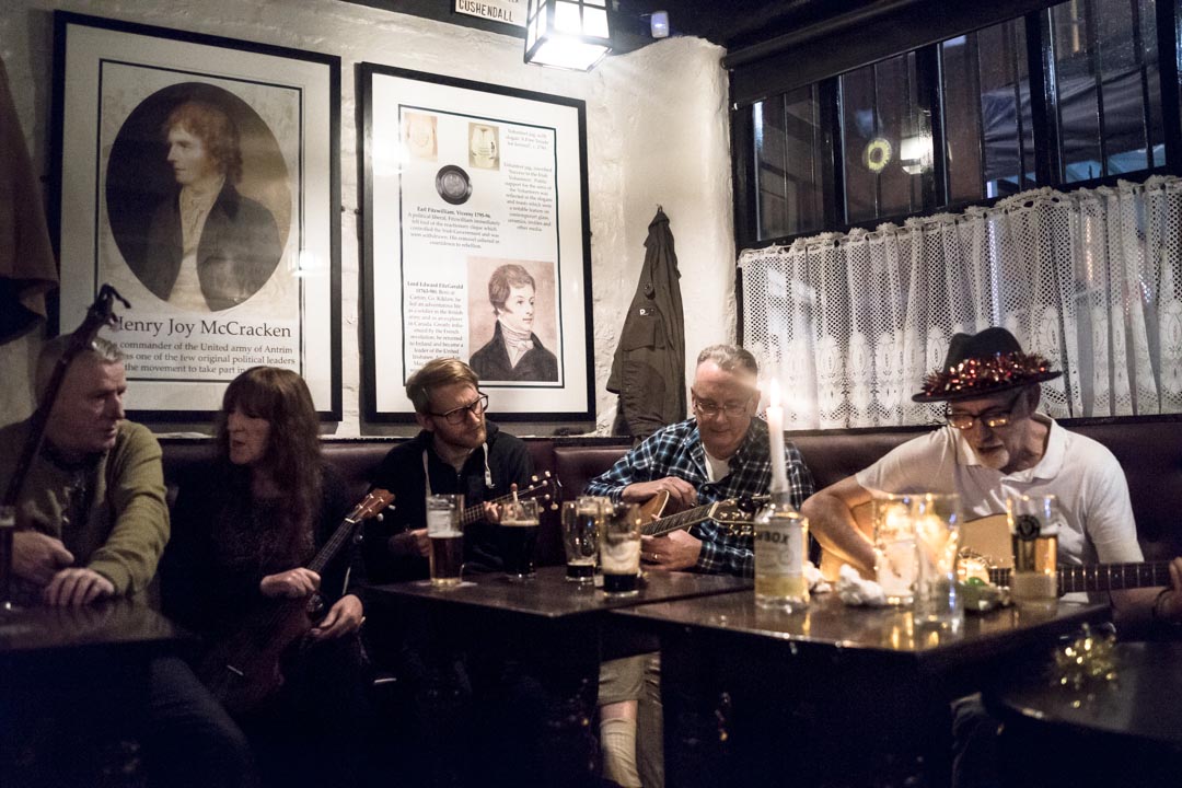 A group of musicians plays traditional Irish Music at Kelly’s Cellars, one of Belfast’s oldest traditional Irish pubs. JP/Okky Ardya