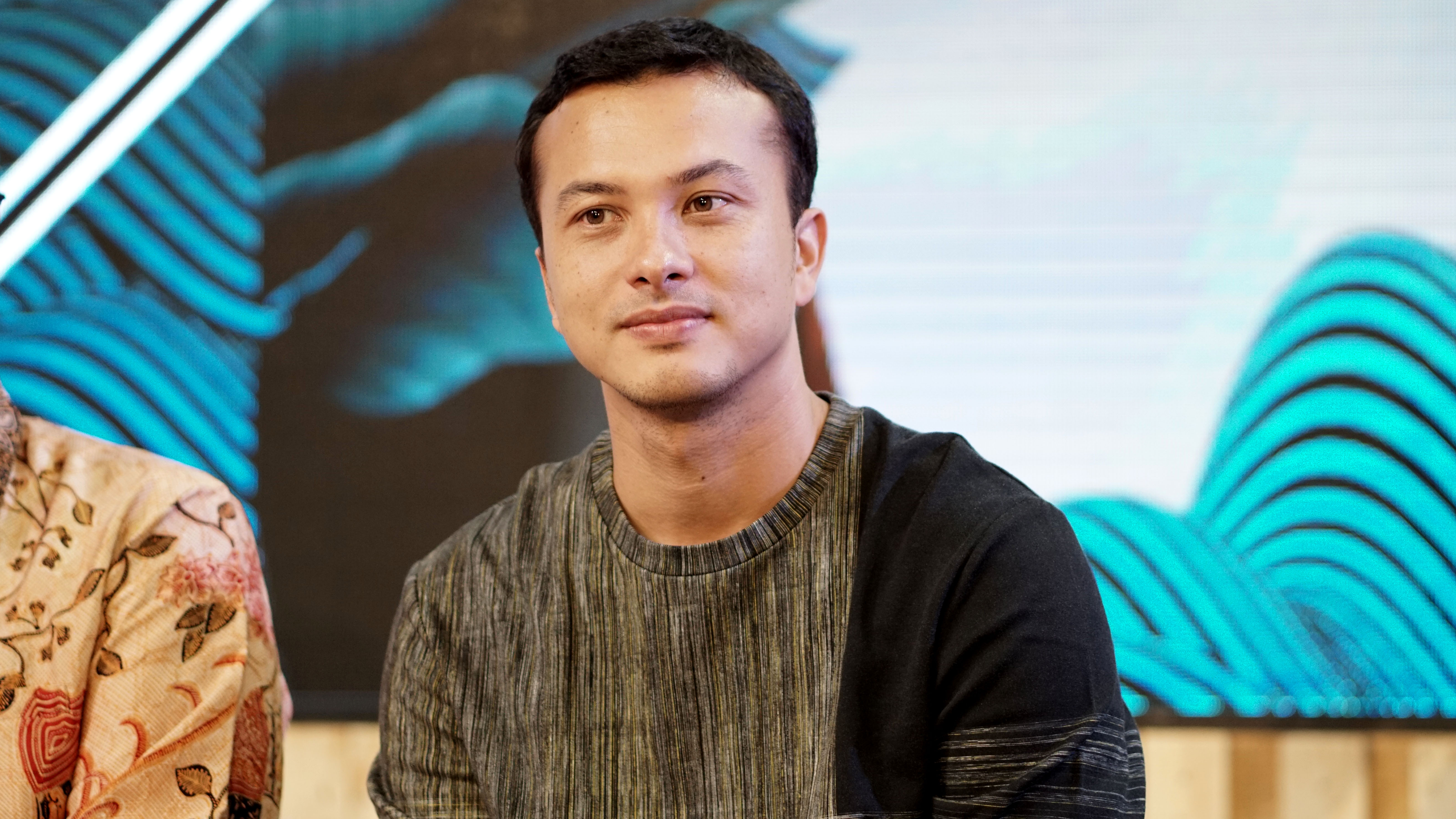 Actor Nicholas Saputra, who is also an environmental activist, attends the GAYA press conference at Grand Indonesia mall on Aug. 15. The event sought to promote environmental awareness through fashion.