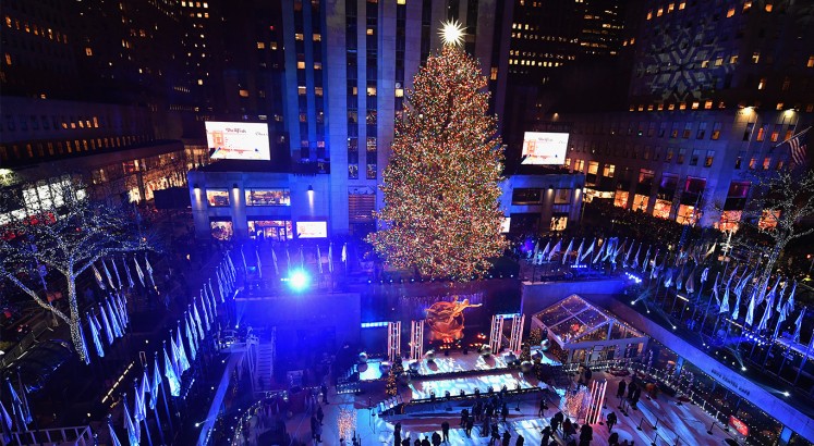 Lights, markets and performances: Christmas festivities around the world