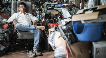 Nurcholis Agi, a man who has built a ‘mall’ of junk | Urban Tales