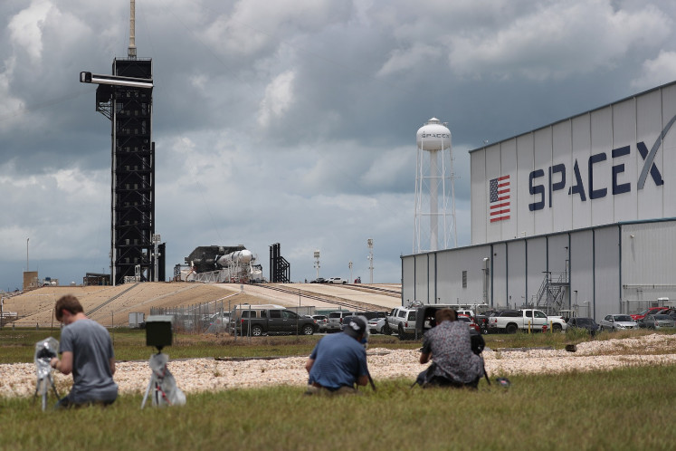 No SpaceX T-shirts for tourists at Cape Canaveral