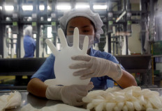 US seizes shipment from Malaysia's Top Glove over forced labour concerns 
