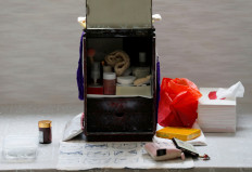 Makeup belonging to Maki, who is a geisha, is laid out as she gets ready at Ikuko's home to work at a party being hosted by customers at a luxury restaurant, where she will be entertaining with other geisha, during the coronavirus disease (COVID-19) outbreak, during the coronavirus disease (COVID-19) outbreak, in Tokyo, Japan, June 23, 2020. Reuters/Kim Kyung-Hoon 