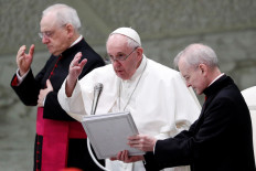 Pope joins Myanmar bishops' appeal for humanitarian corridors
