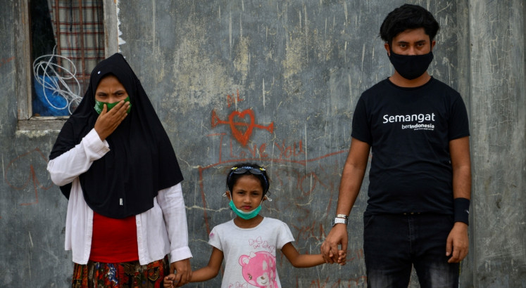 Rohingya refugee reunites with family