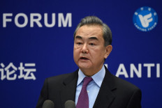 China urges ASEAN to avoid 