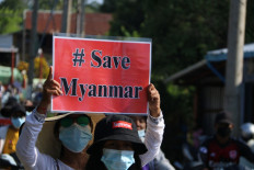  Anti-coup militia says at least five dead in Myanmar clashes 